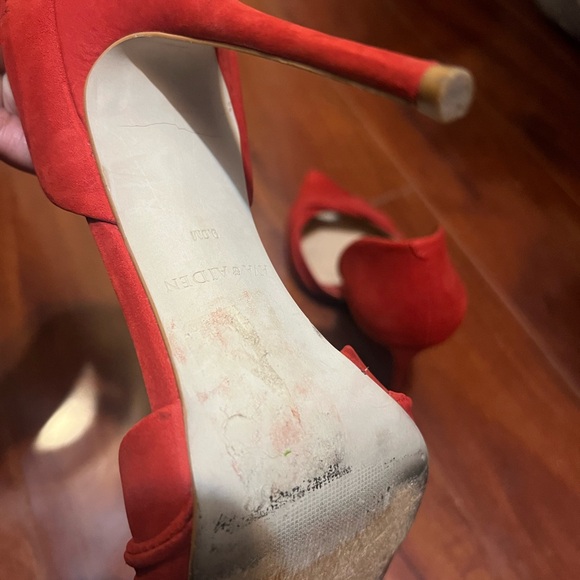 Ava & Aiden Scarlet Red Heels - Picture 3 of 4